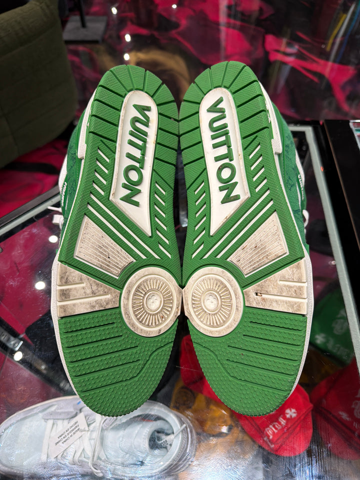 Louis Vuitton Trainer Green Monogram Pre-Owned
