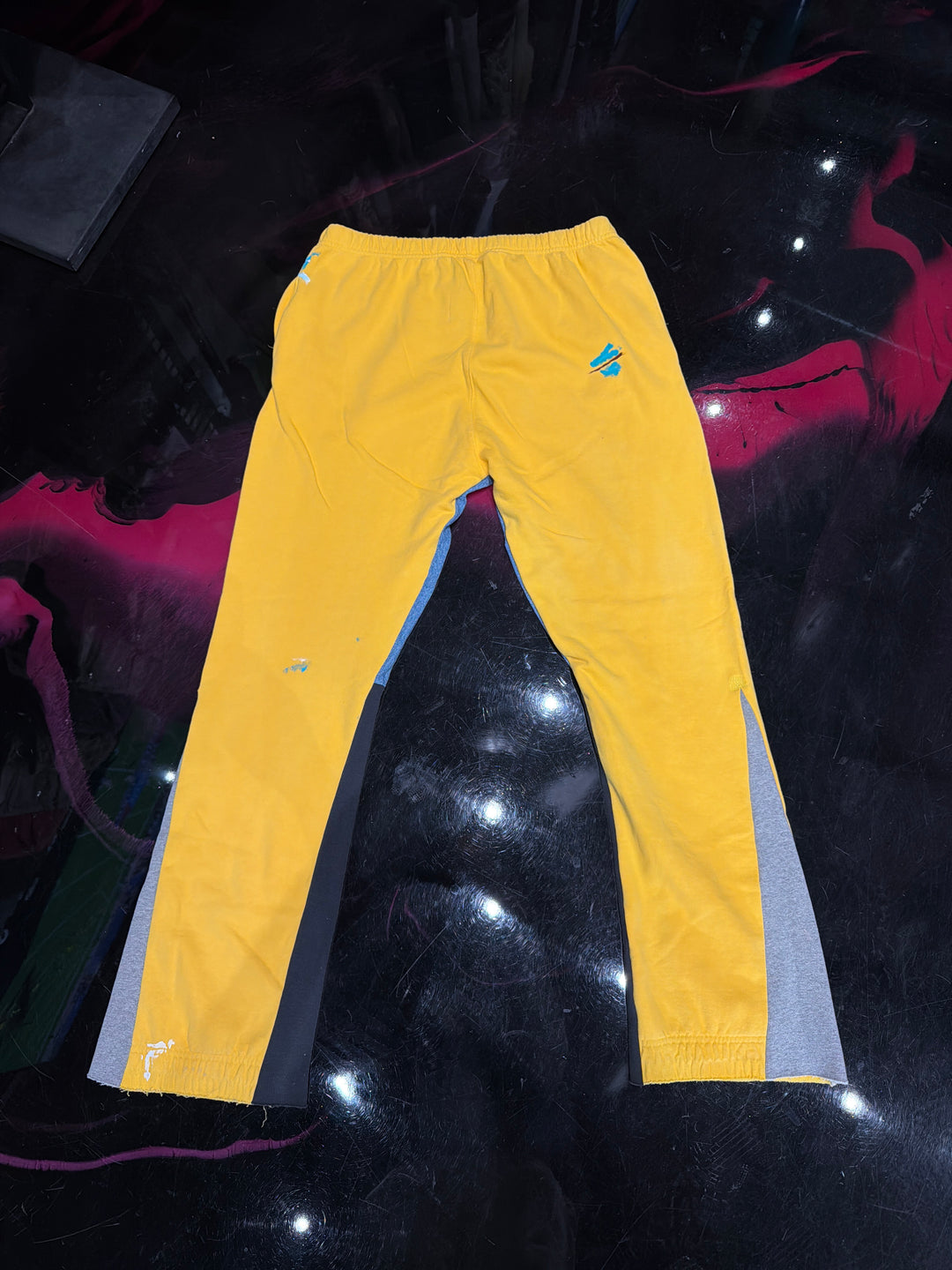 Gallery Dept Painted Flared Sweatpants Yellow