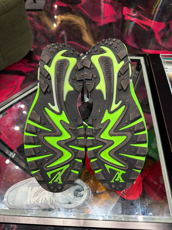 Louis Vuitton Runner Tatic Green Pre-Owned