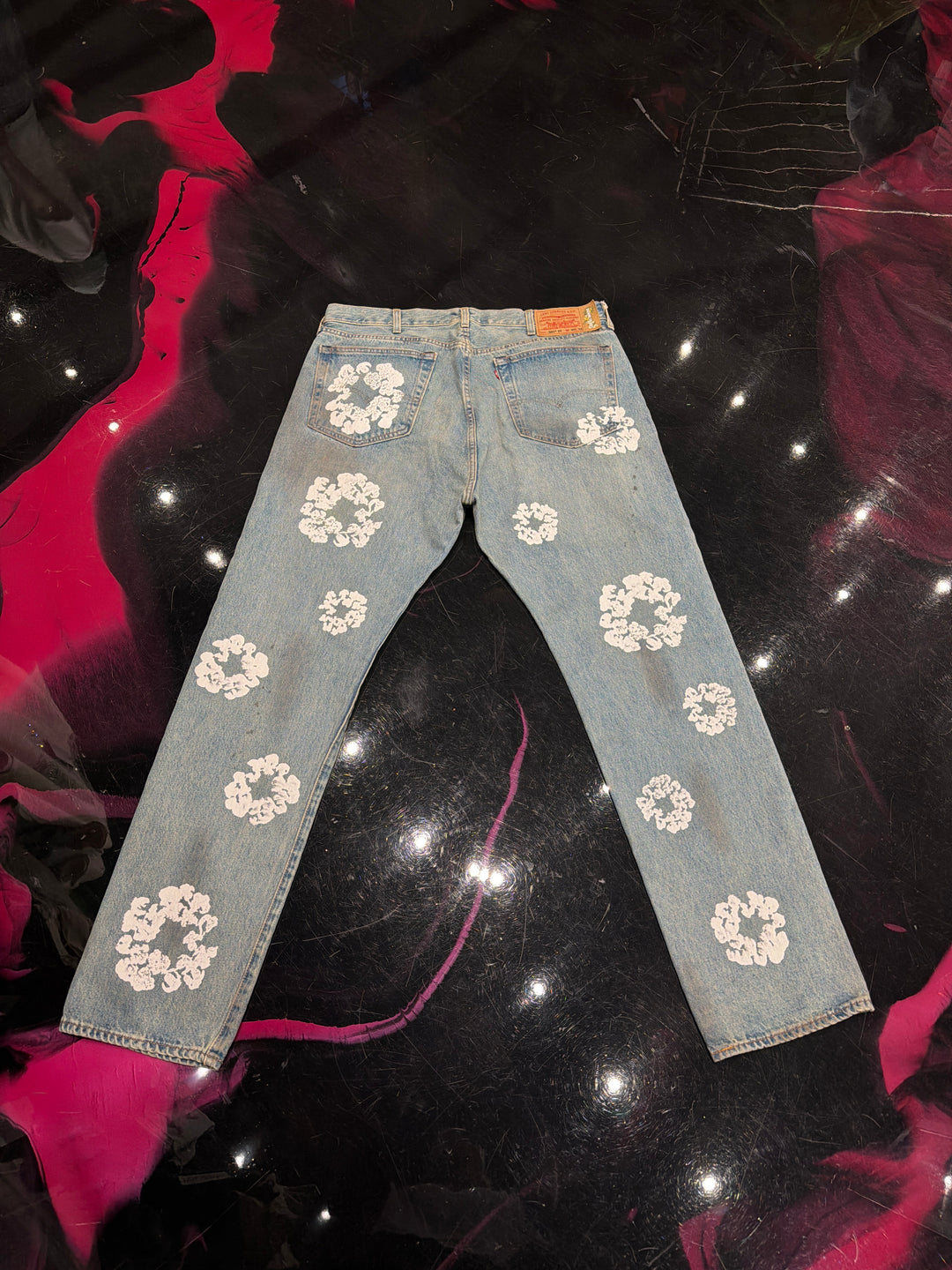 Denim Tears Dirty Wash Wreath 501 Light Wash
