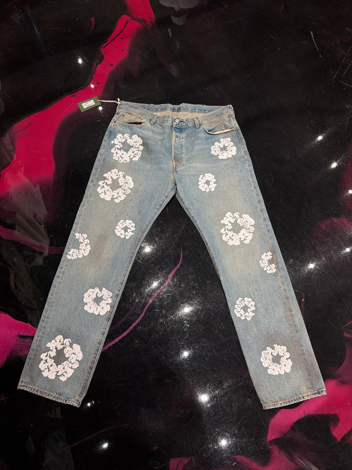 Denim Tears Dirty Wash Wreath 501 Light Wash