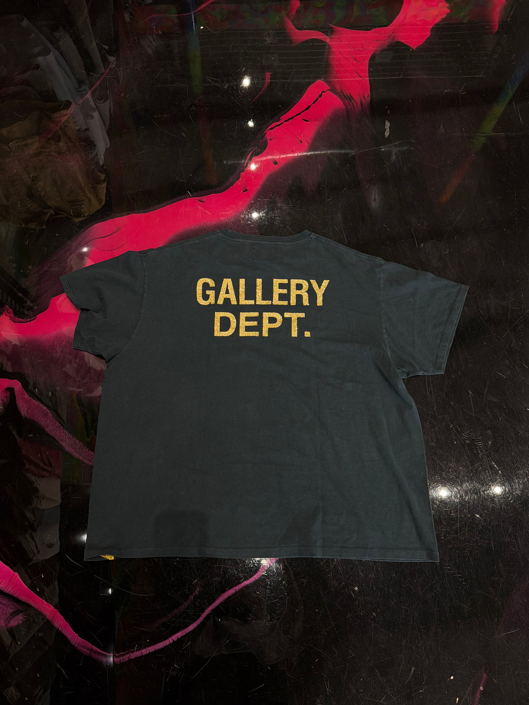 Gallery Dept Giraffe Graphic T-Shirt